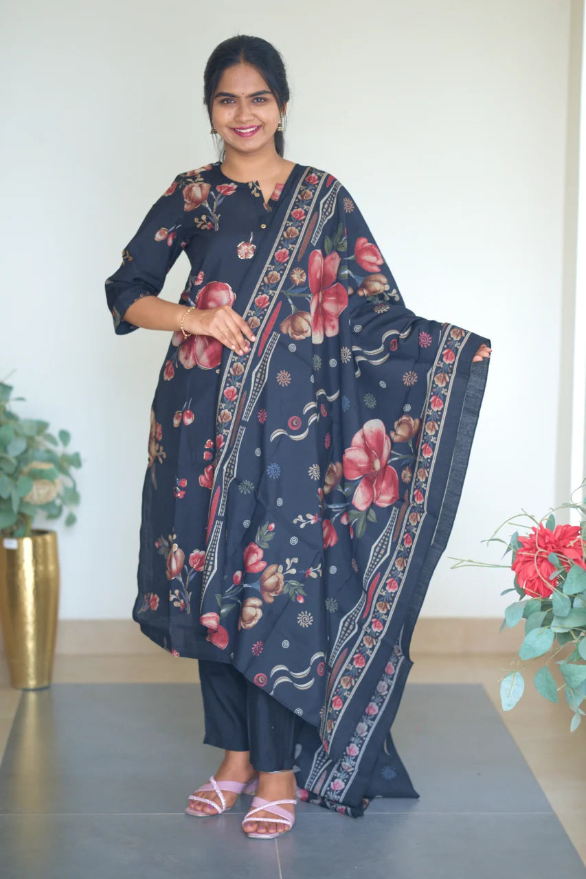 Black Floral Print Kurti Set with Decorative Border
