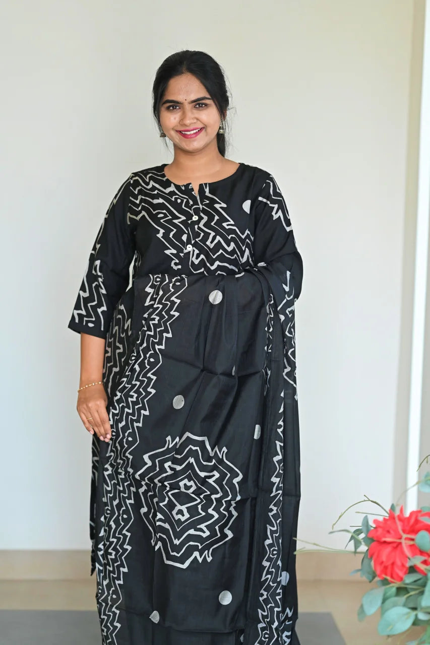 Black Geometric Print Kurti Set with Matching Dupatta