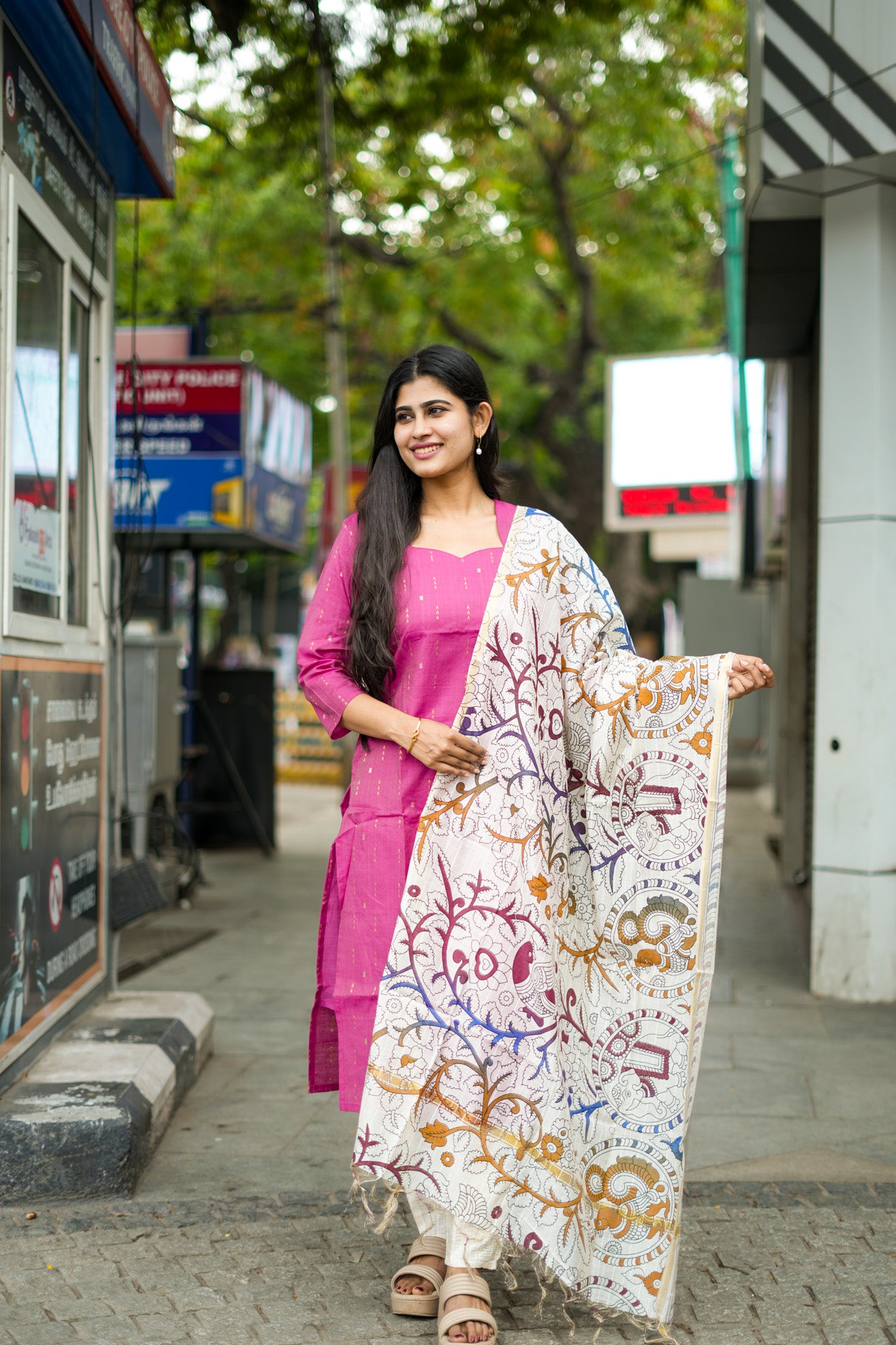 Pink Salwar Set with Multicolour Kalamkari Print Cotton Dupatta