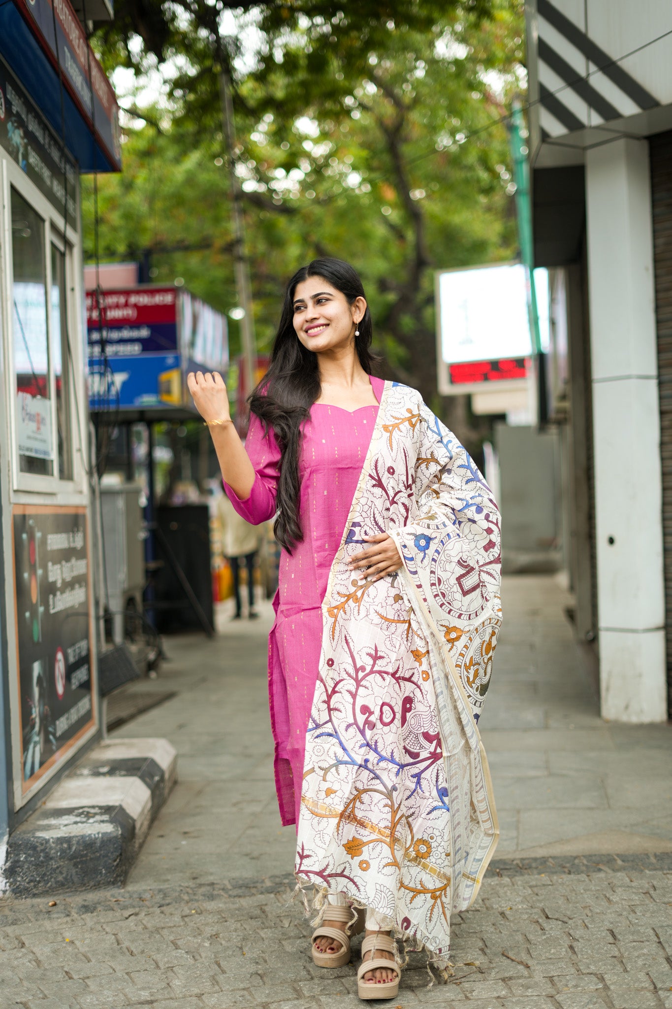 Pink Salwar Set with Multicolour Kalamkari Print Cotton Dupatta