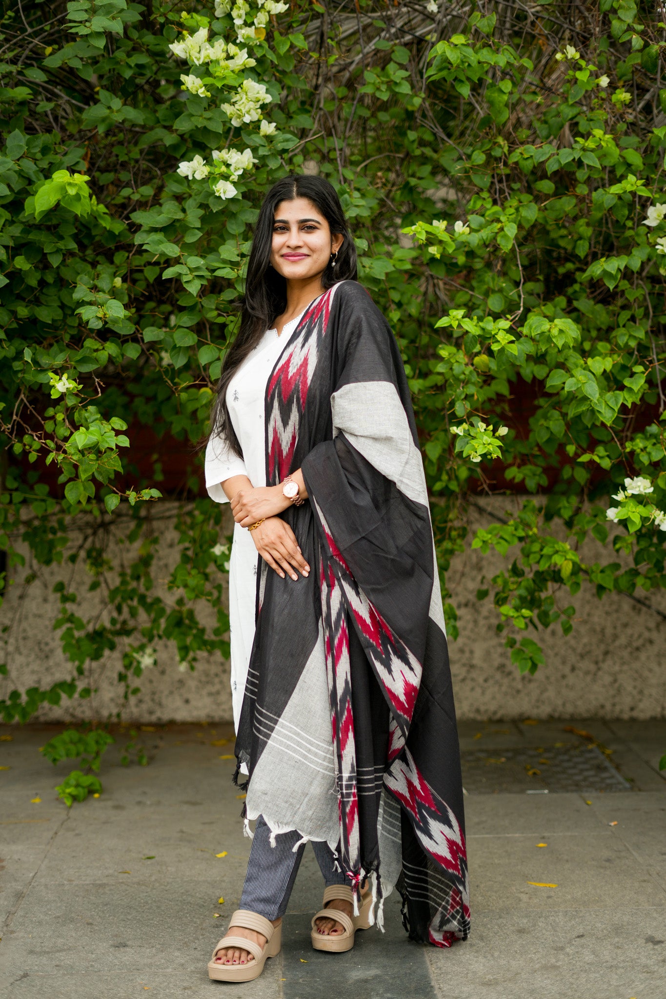 White Cotton Kurta with Black and Red Ikat Print Dupatta