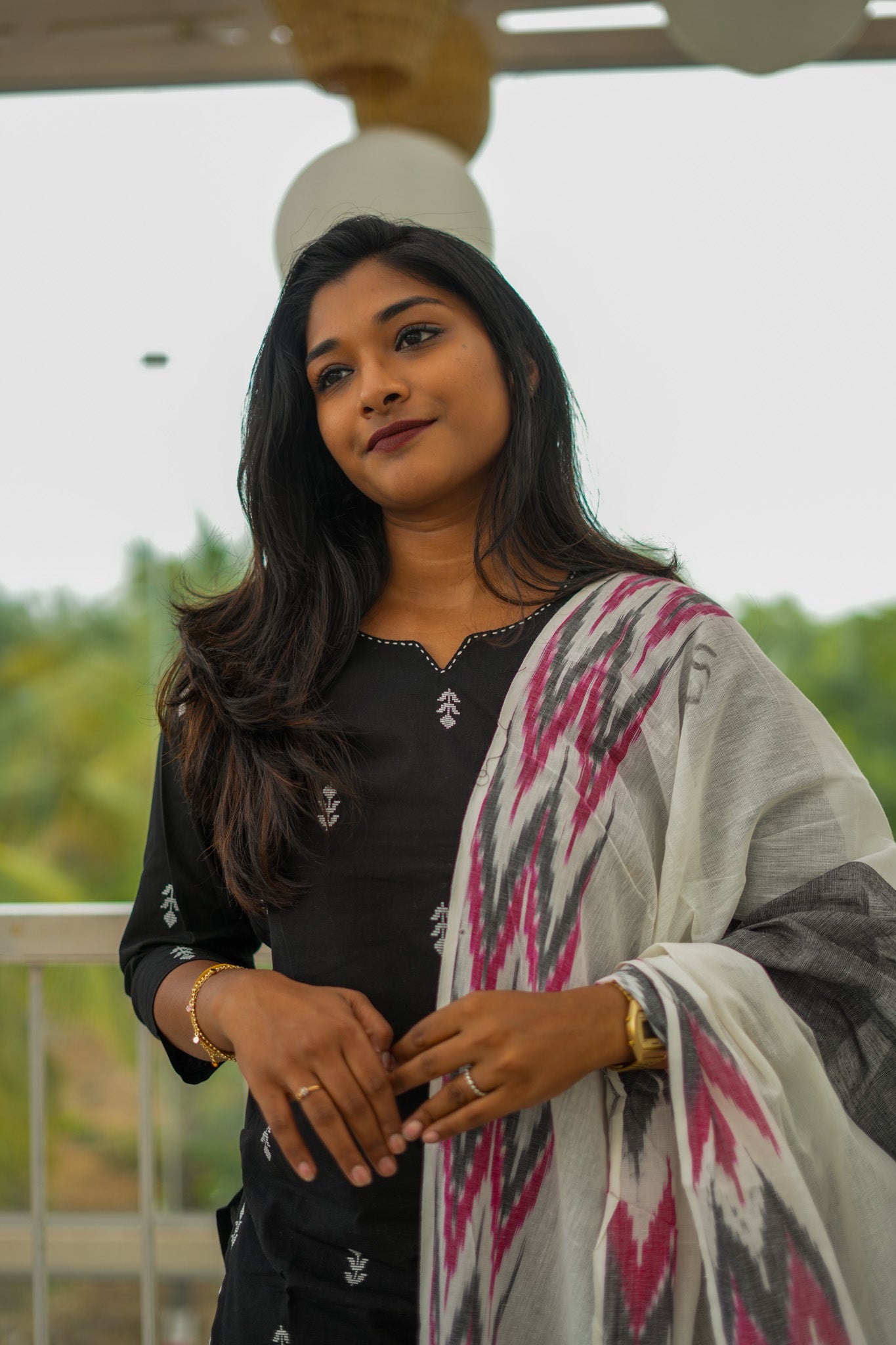 Black Cotton Kurta with Inverted Plant Design with White Ikat Print Dupatta