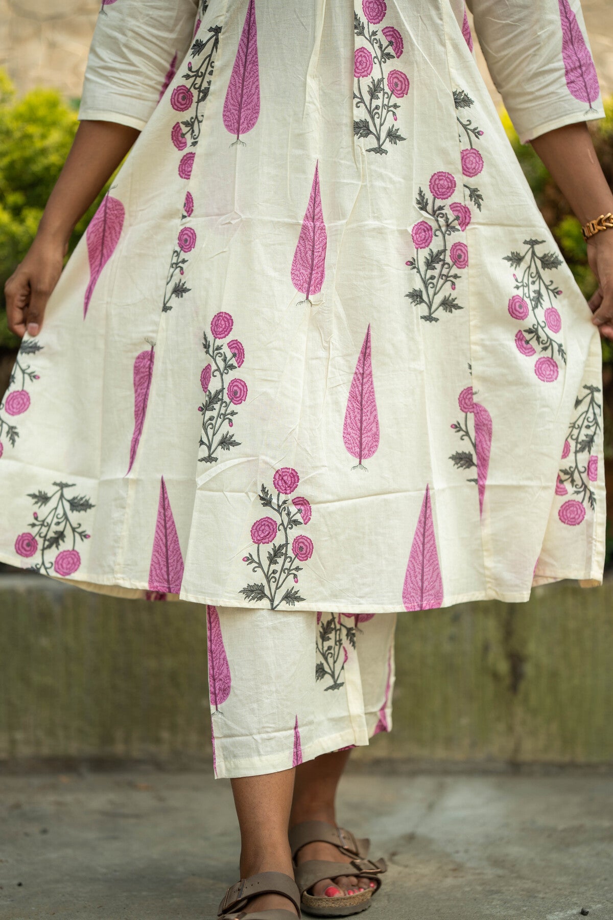 Leaf and Floral Motif Co-ords