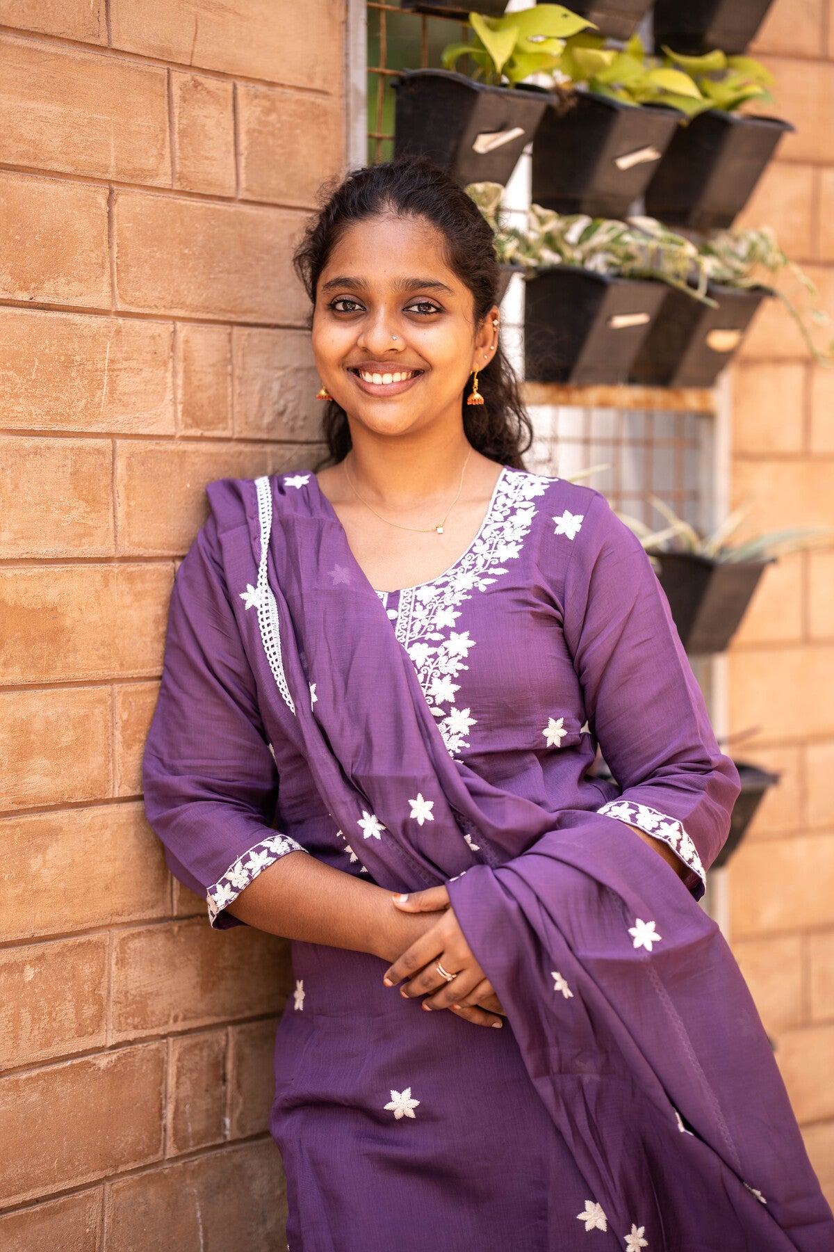 Mul Chanderi Embroidered 3-Piece Set