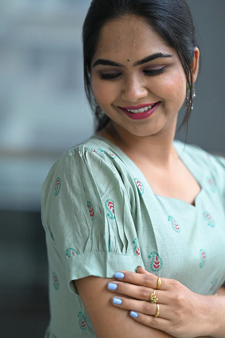 Women's Floral Tiered A-Line Midi Dress, Boat Neck, Rayon