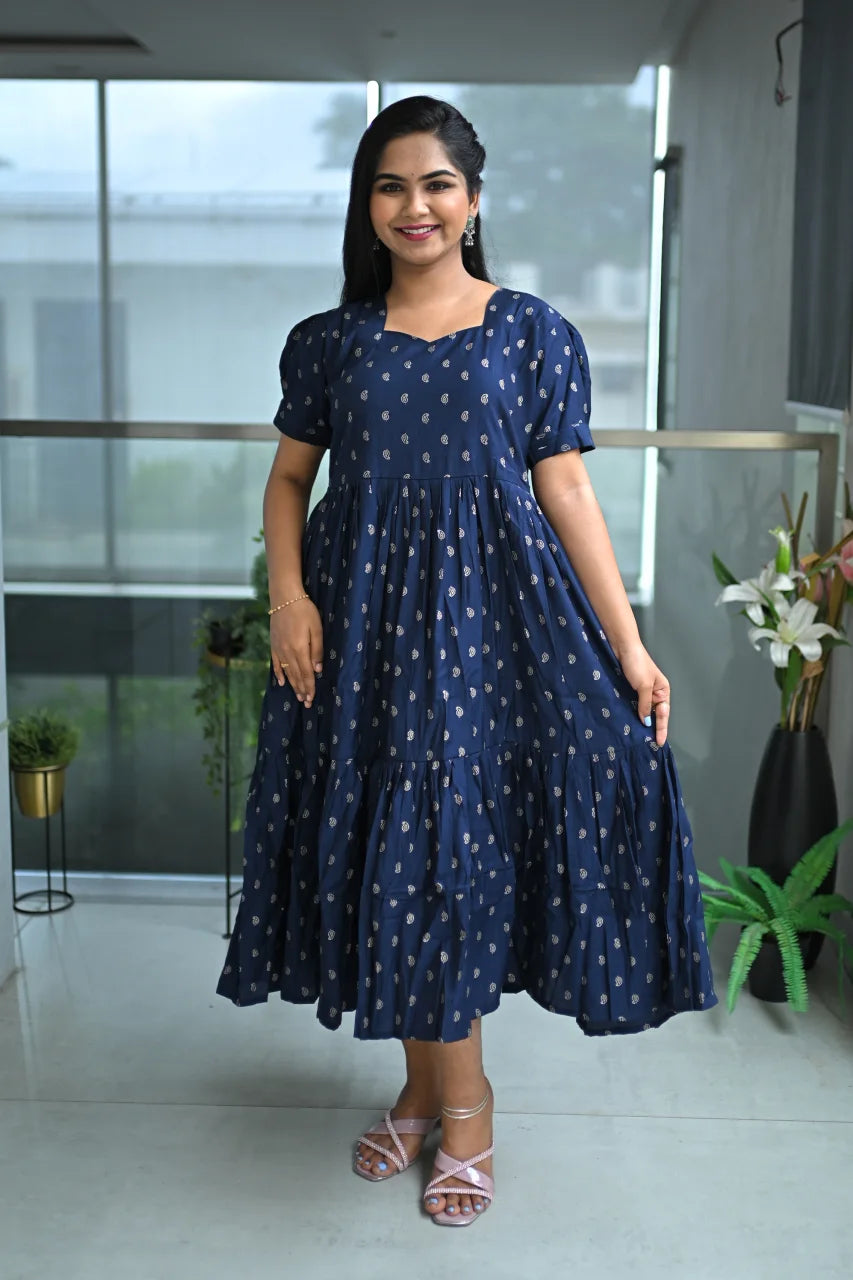 Rayon Women's Navy Color Printed Puffed Sleeve Midi Dress